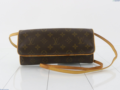 M51852 Pochette Twin